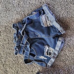 Paper bag shorts